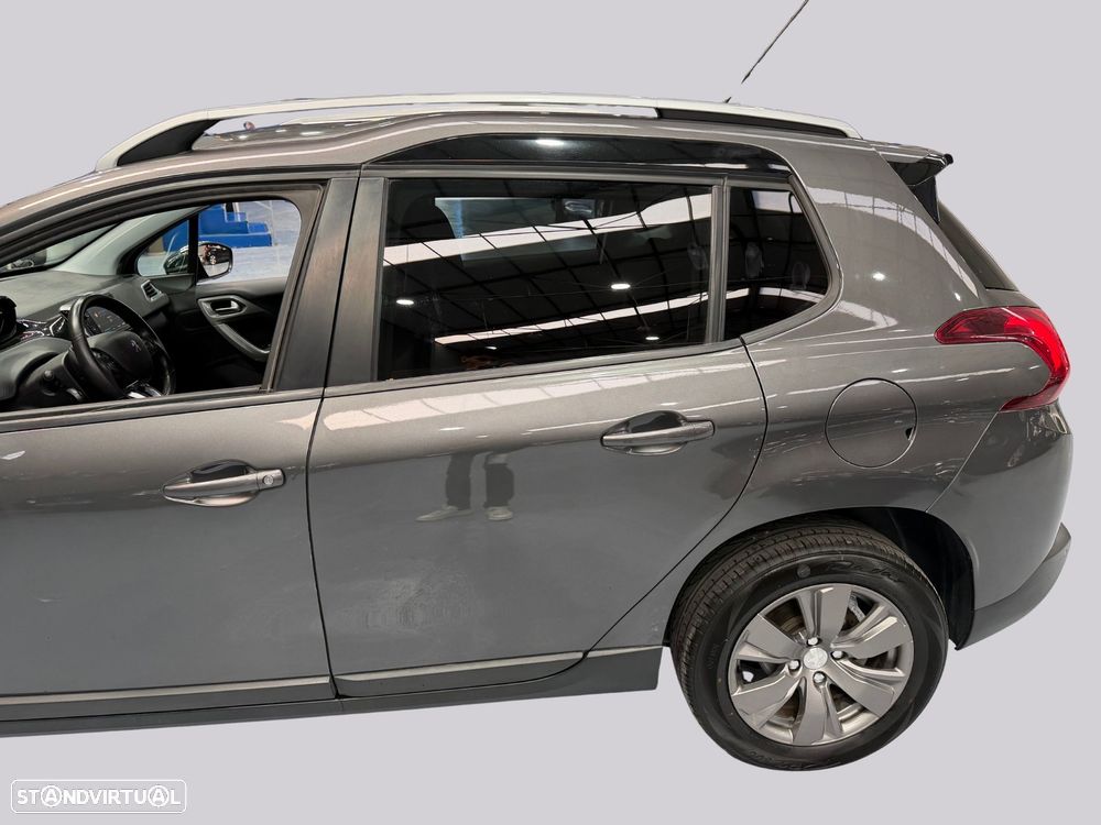 Peugeot 2008 - 8