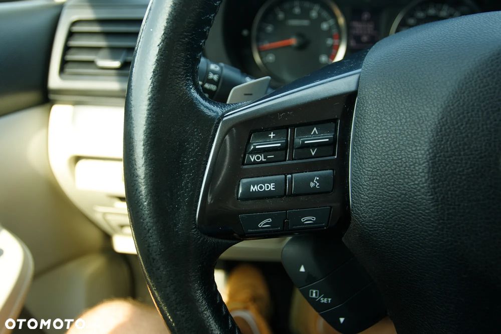 Subaru XV 2.0i Lineartronic Exclusive + - 17