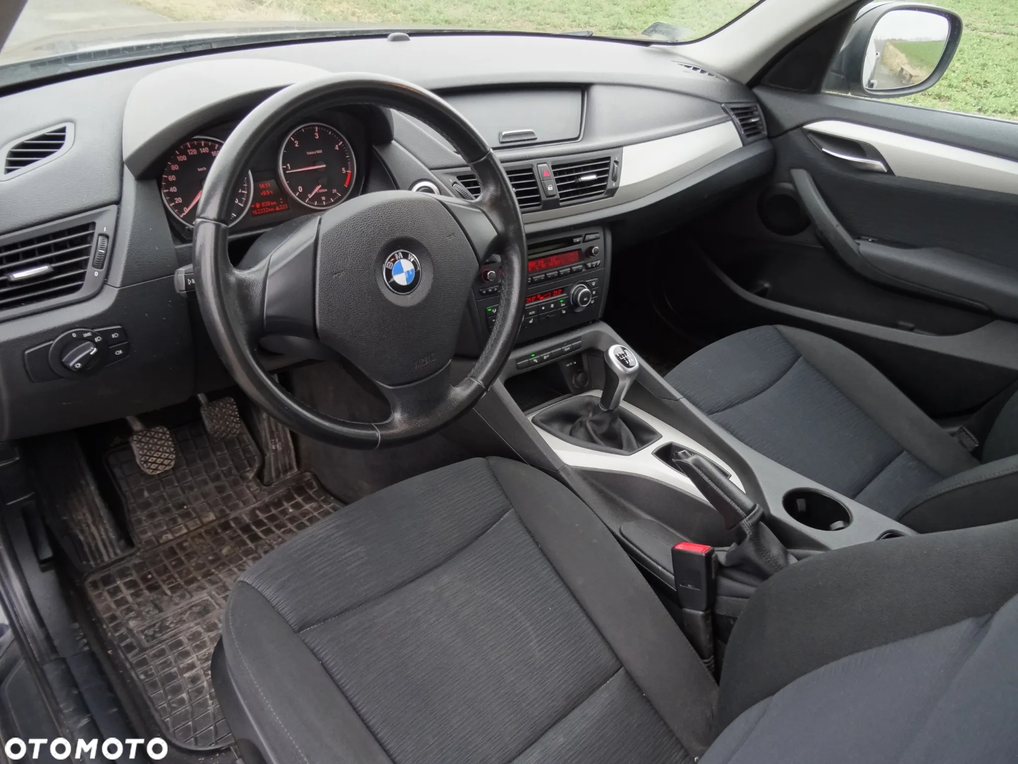 BMW X1 sDrive20d - 11