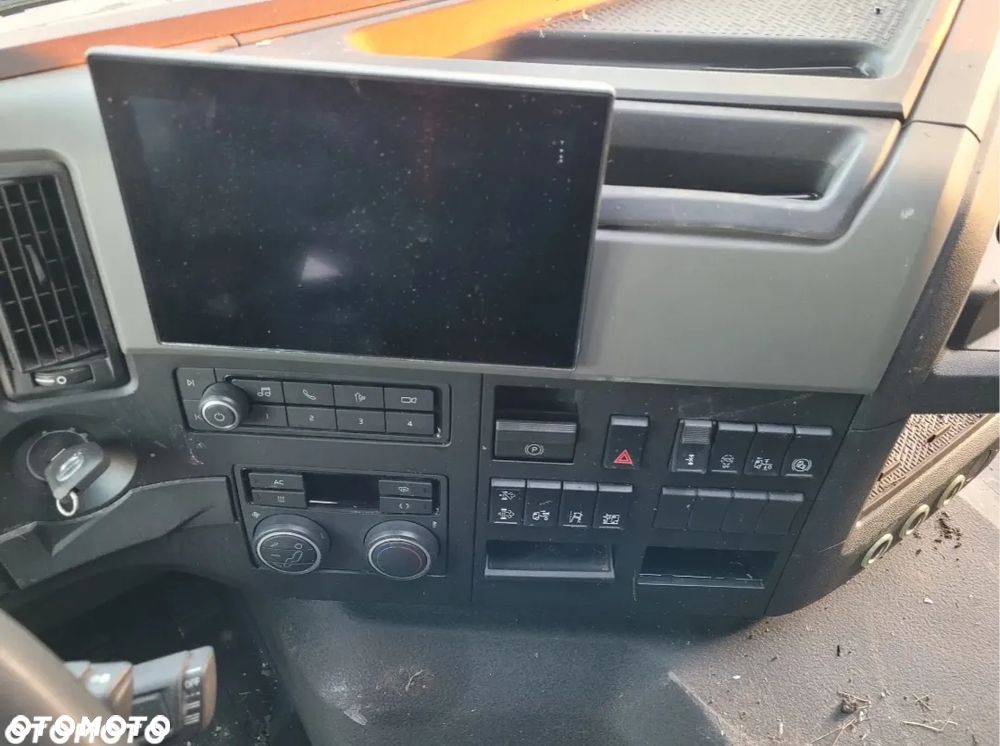 Volvo 2023 FM430 ADR salon POLSKA WARSZAWA - 5