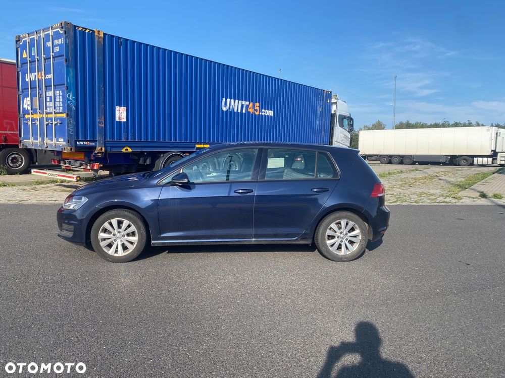 Volkswagen Golf - 5