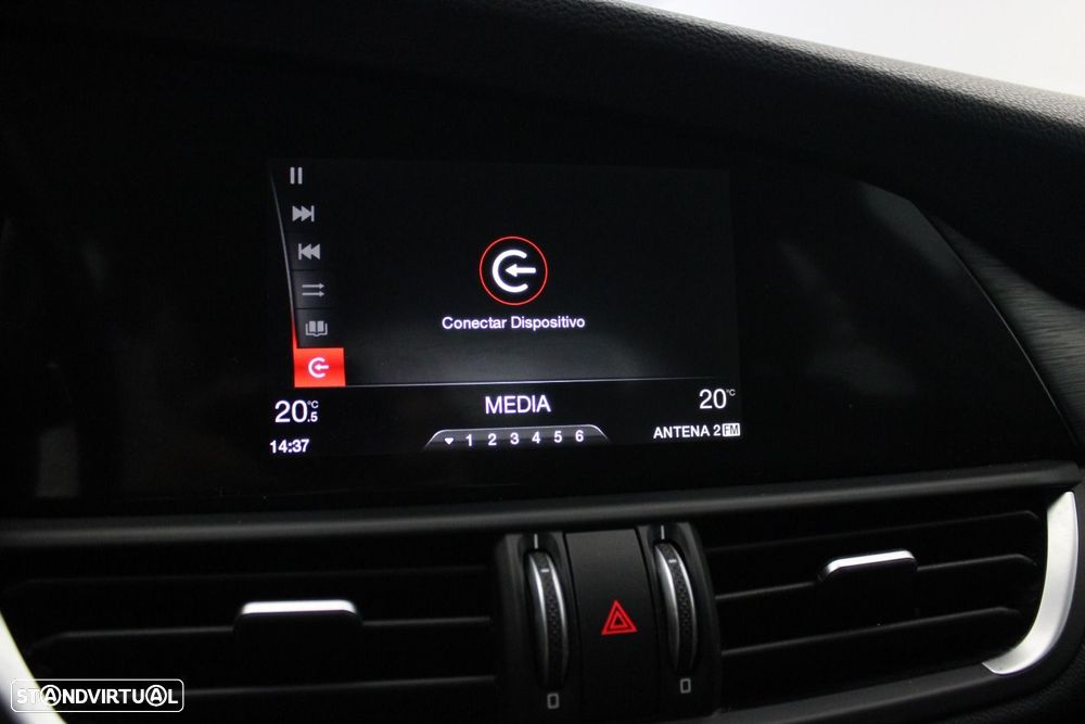 Alfa Romeo Giulia 2.2 D - 18