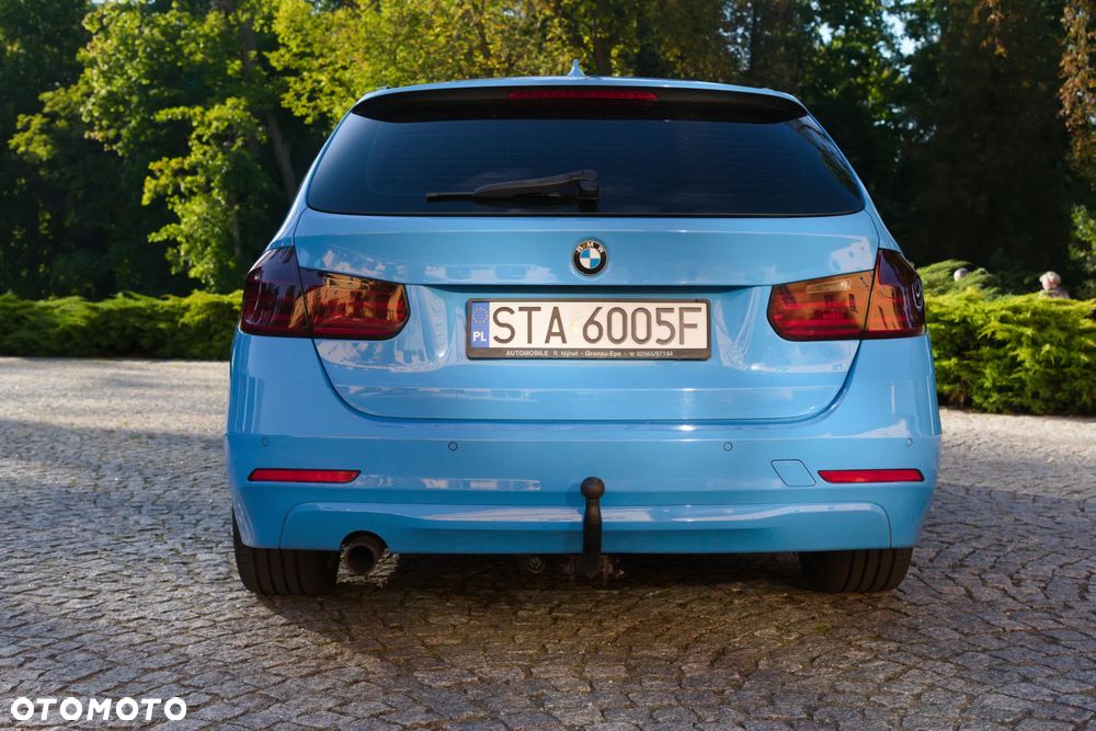 BMW Seria 3 320d - 5