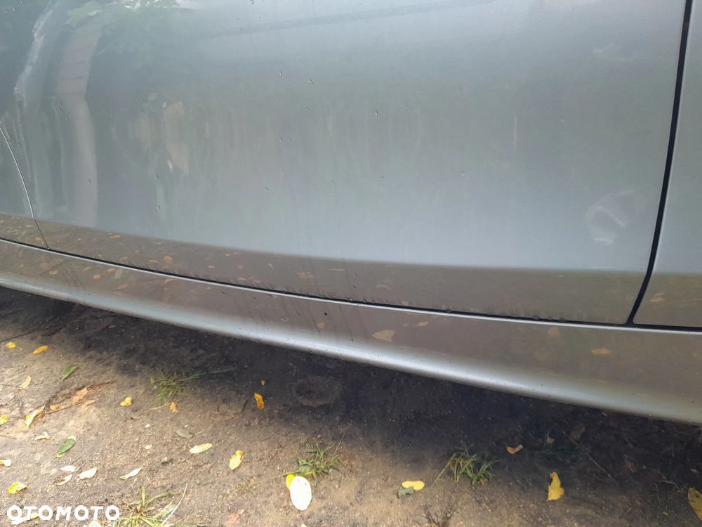 Drzwi przednie prawe BMW 1 E87 A18/7 QUARZBLAU - 4