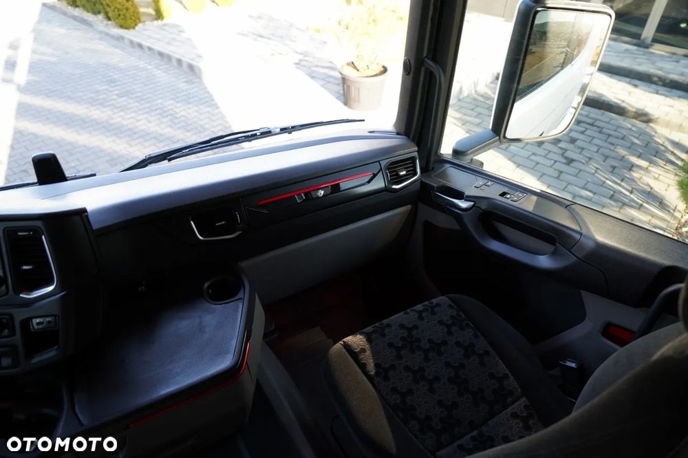 Scania R 650 / V8 / 6x4 / HYDRAULIKA /  DMC: 100.000 KG / I-PARK COOL / 3 OSIOWY CIĄGNIK SIODŁOWY / OPONY 100% - 33