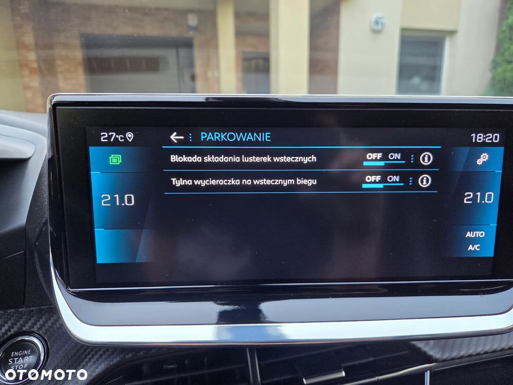 Peugeot 2008 1.5 BlueHDi Allure S&S EAT8 - 26