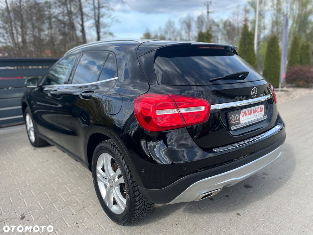 Mercedes-Benz GLA 200 Activity Edition - 16