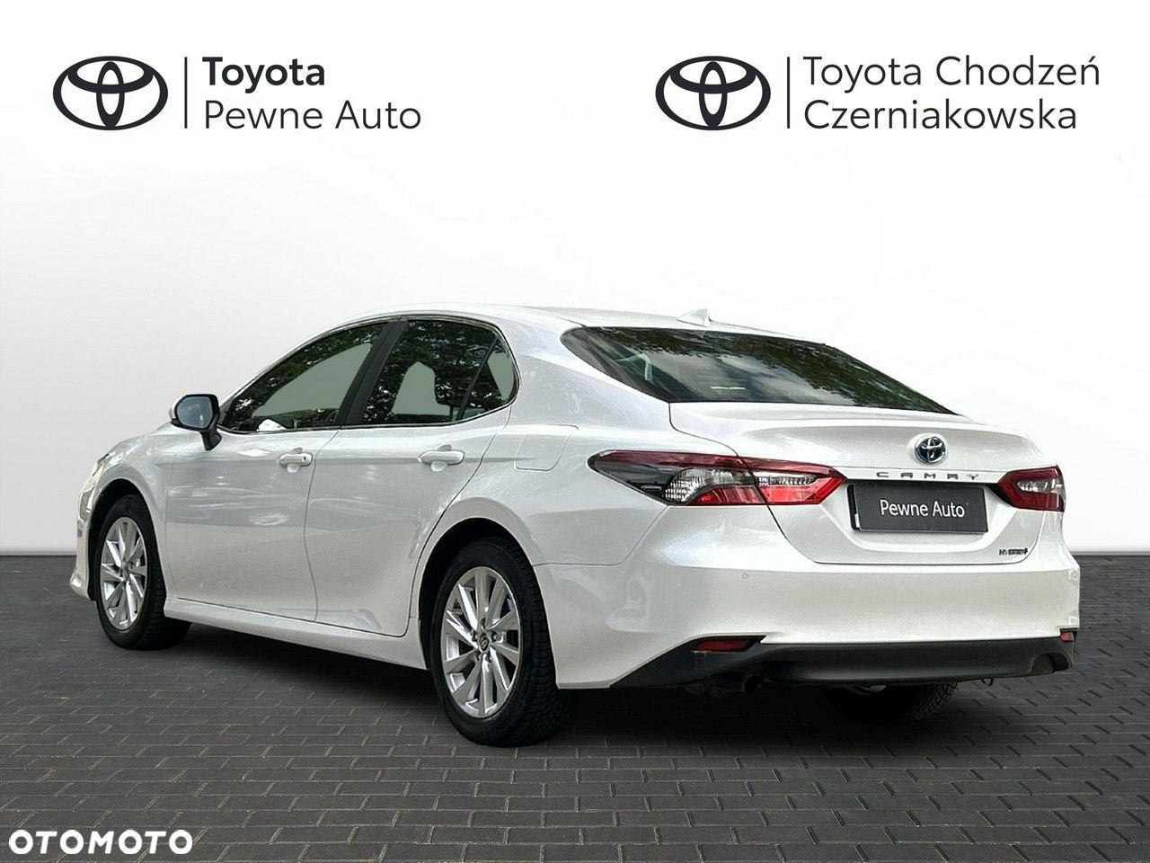Toyota Camry - 3