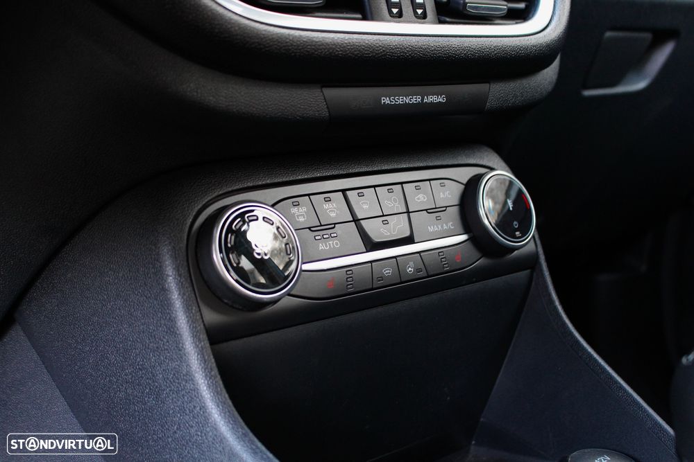 Ford Fiesta 1.5 EcoBoost ST - 39
