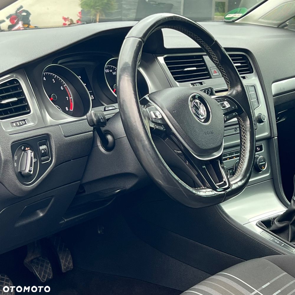 Volkswagen Golf 1.2 TSI BMT Trendline EU6 - 23