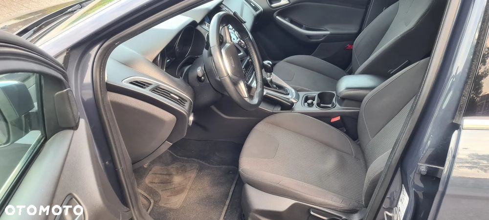 Ford Focus - 10