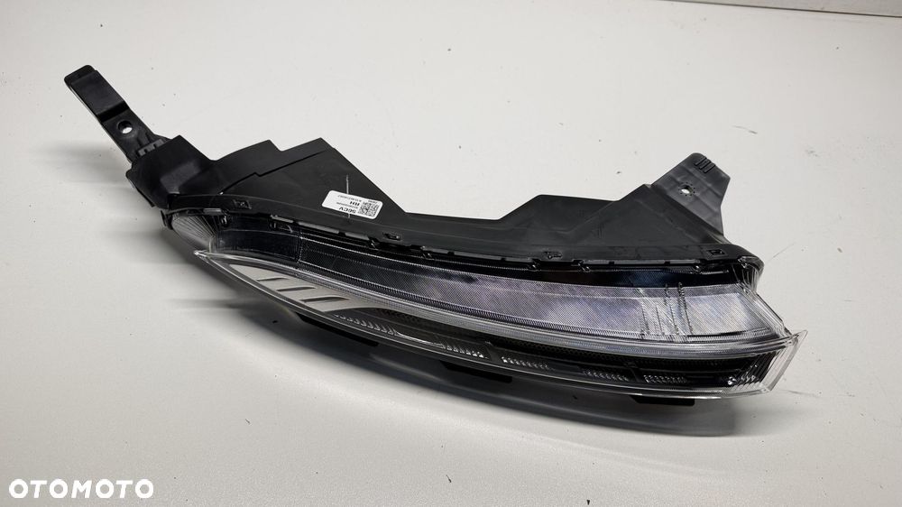 LAMPA PRAWA PRZEDNIA GÓRNA HYUNDAI BAYON  92208Q0500 NOWA OEM - 1