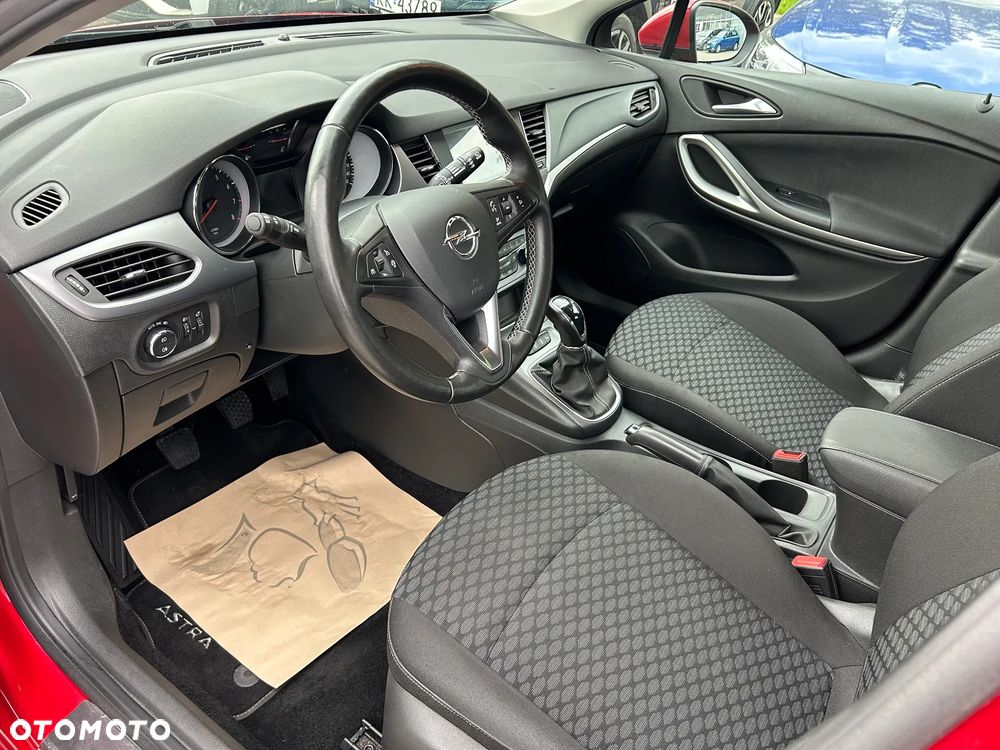 Opel Astra 1.2 T Elegance S&S - 9