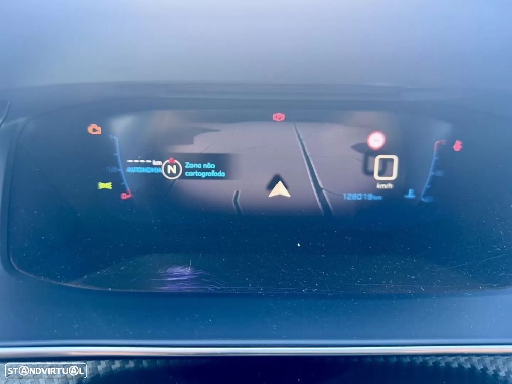 Peugeot 208 1.5 BlueHDi GT Line - 9