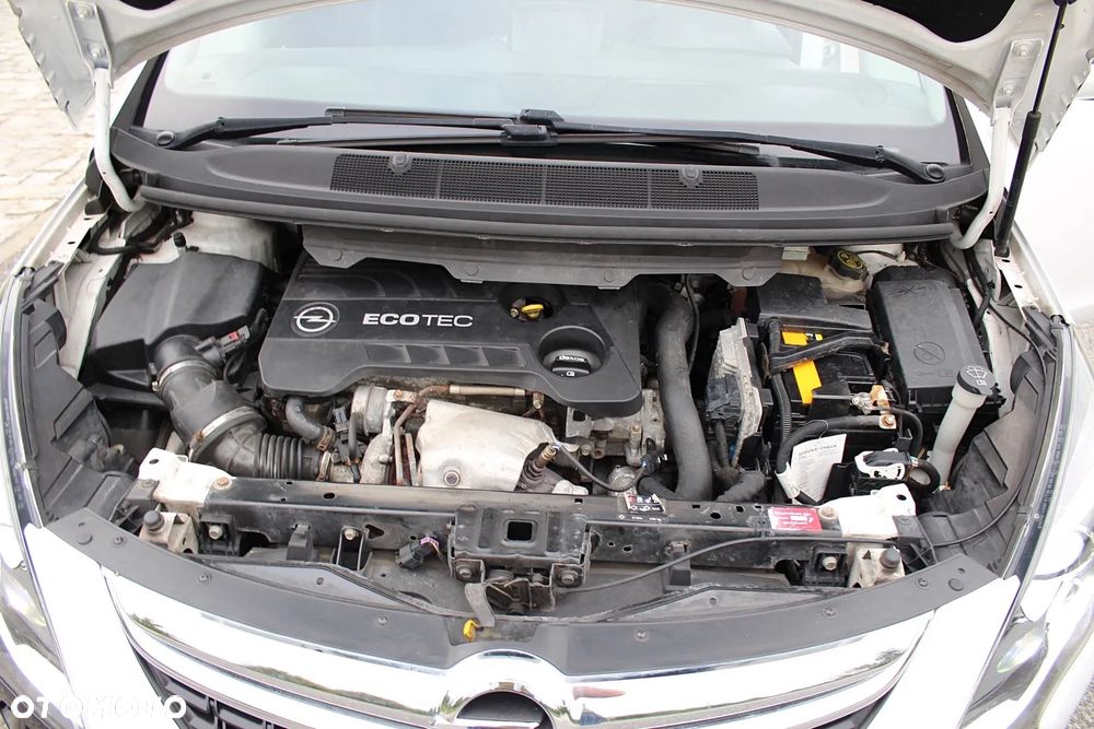 Opel Zafira 1.6 T SIDI Cosmo S&S EU6 - 29