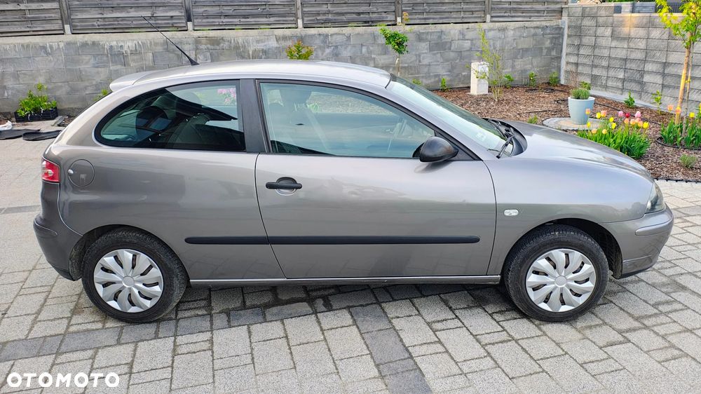 Seat Ibiza 1.2 12V Signo - 4