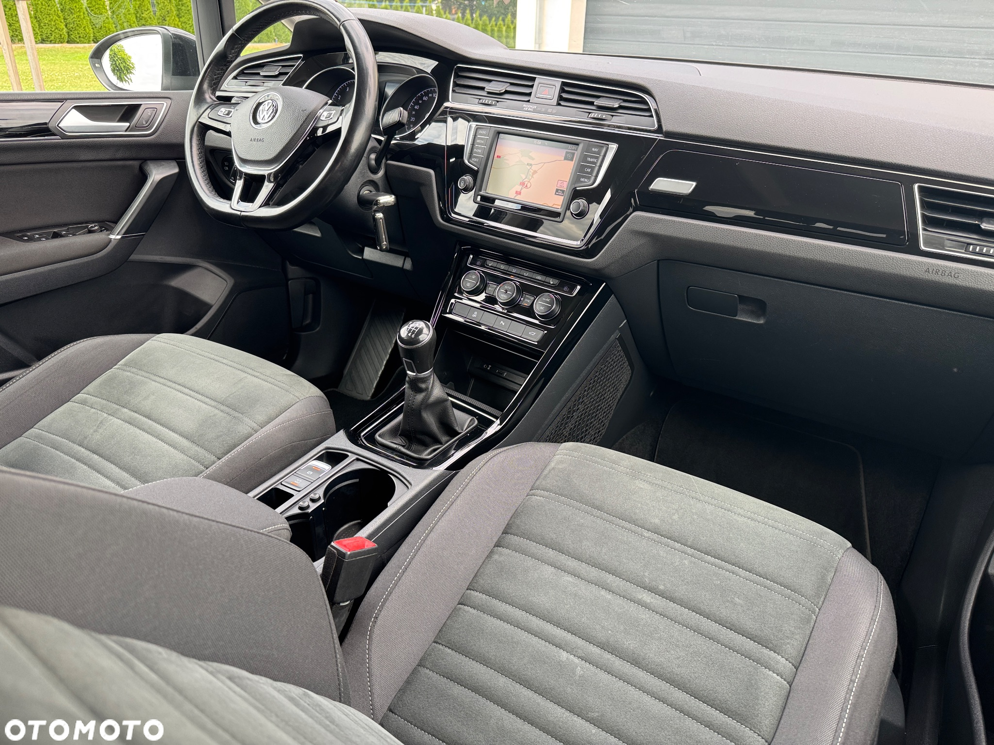 Volkswagen Touran 1.4 TSI BMT Highline - 7