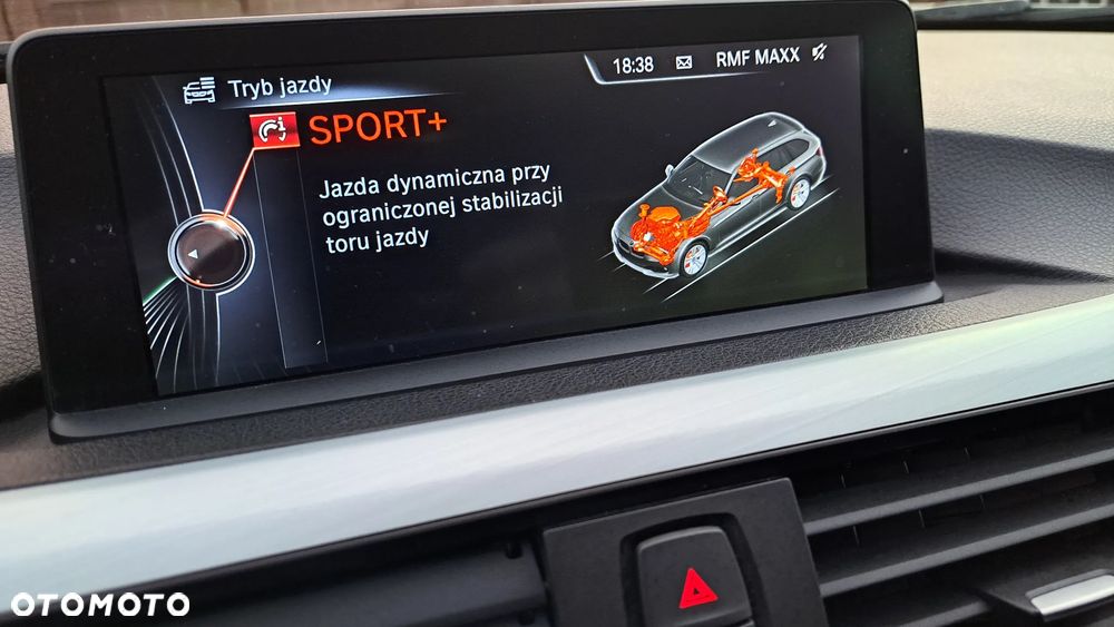 BMW Seria 3 318d Sport Line - 35