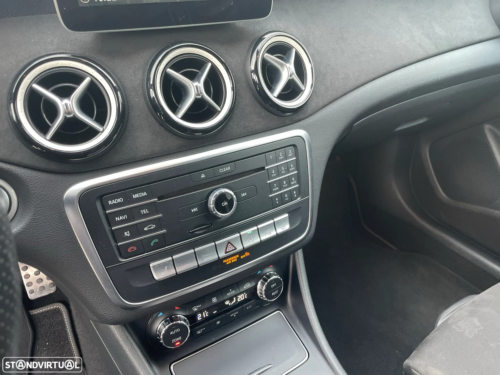 Mercedes-Benz CLA 200 Shooting Brake d 7G-DCT AMG Line - 27