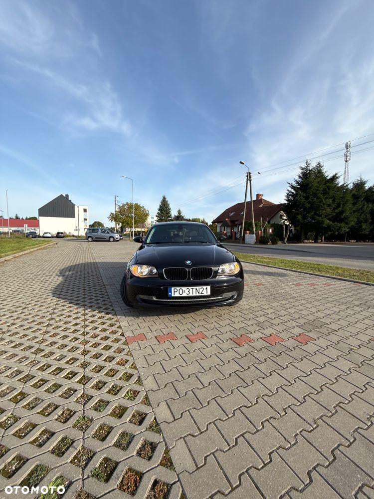 BMW Seria 1 116d - 26