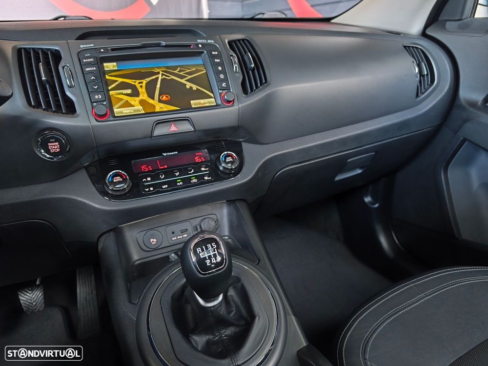 Kia Sportage 1.7 CRDi ISG LX - 21
