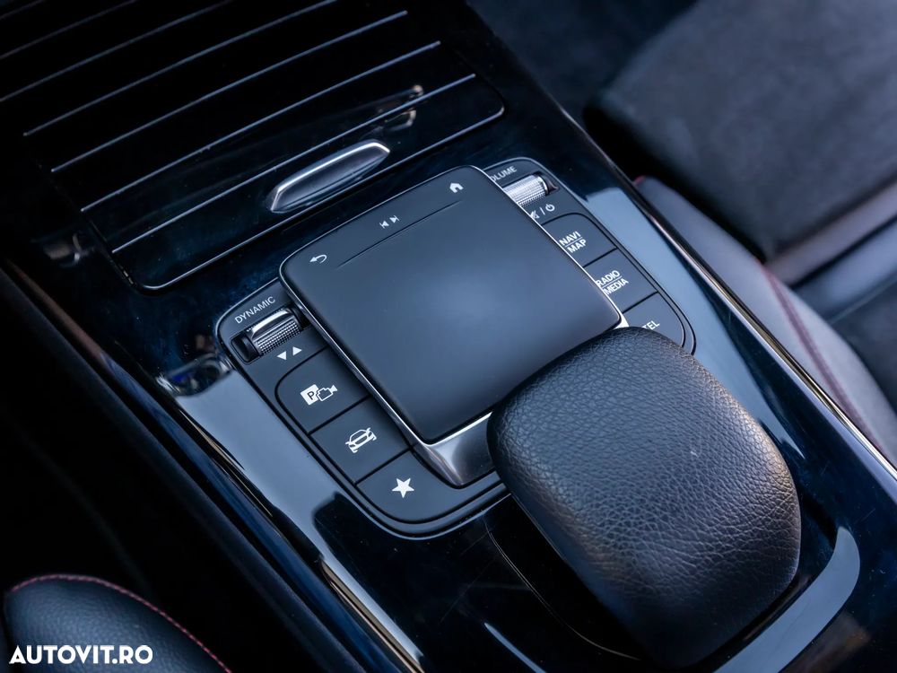 Mercedes-Benz A 250 e 8G-DCT Advanced AMG Line - 26