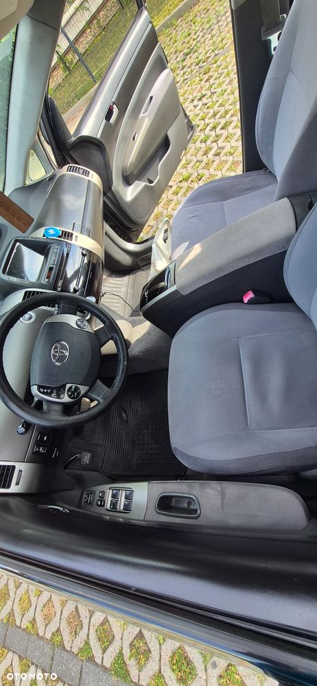 Toyota Prius - 9