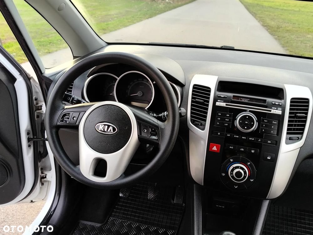 Kia Venga 1.4 CVVT Business Line - 19