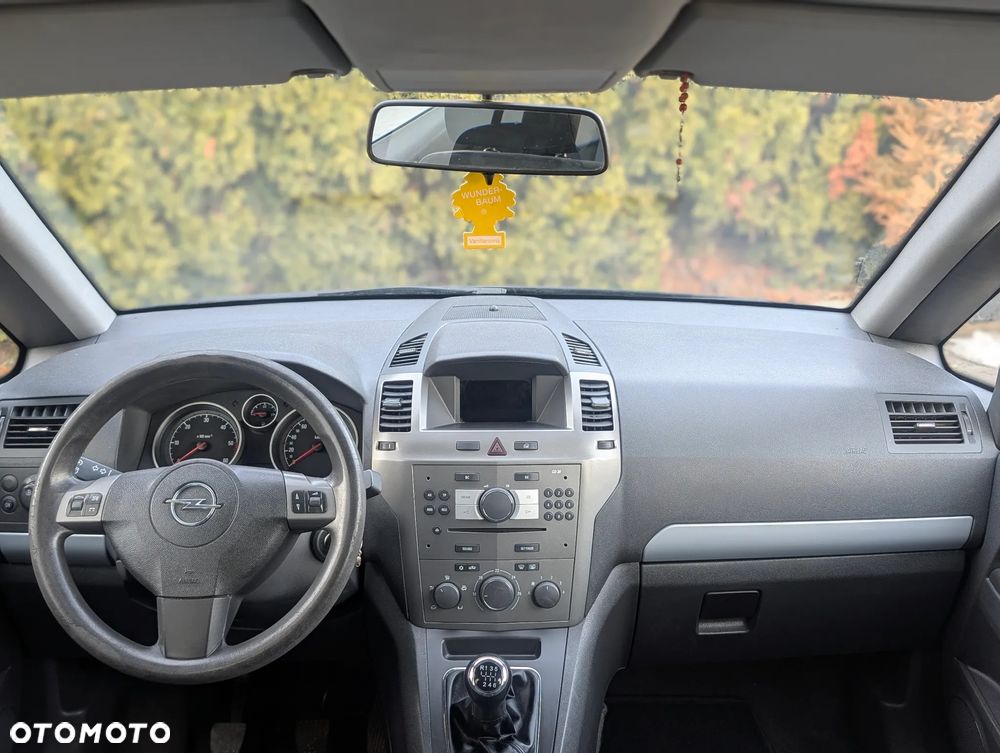 Opel Zafira 1.9 CDTI Essentia - 5