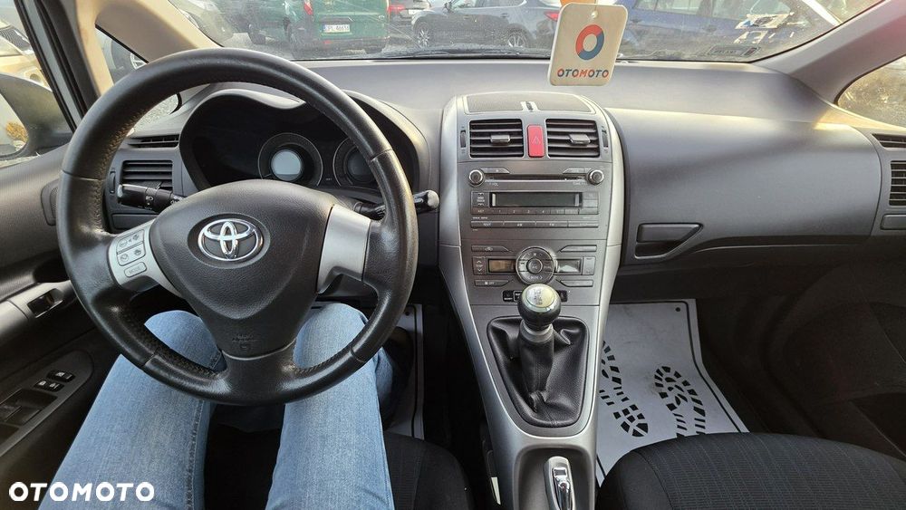 Toyota Auris - 21