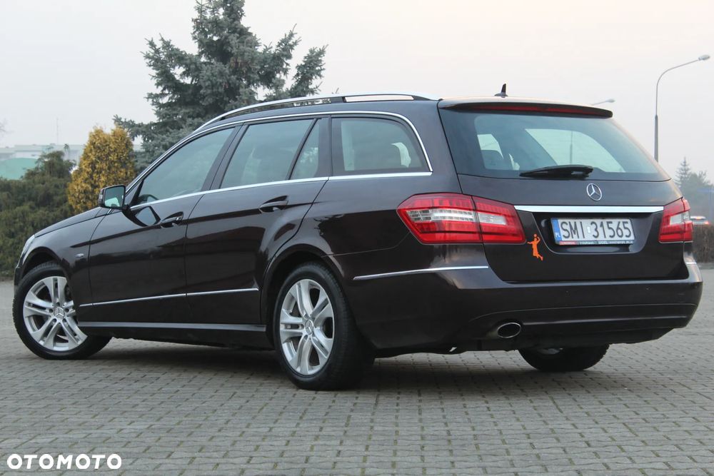 Mercedes-Benz Klasa E 250 CGI BlueEFFICIENCY 7G-TRONIC Avantgarde - 8