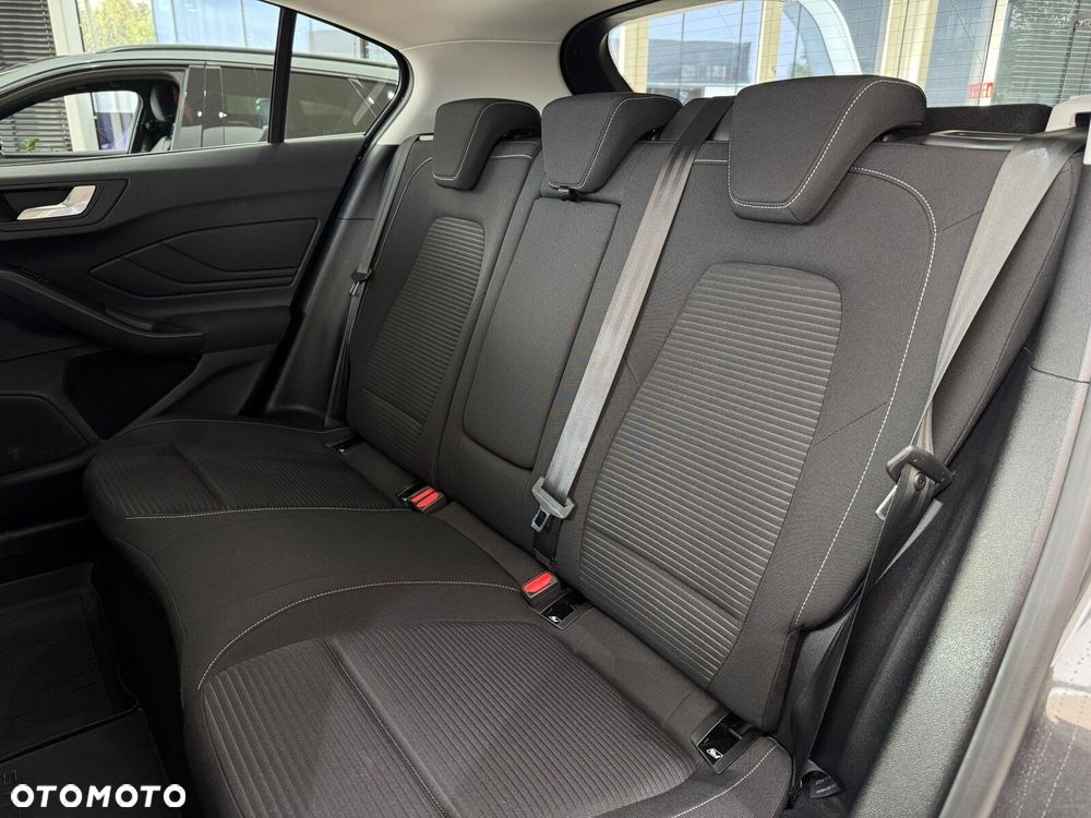 Ford Focus - 13
