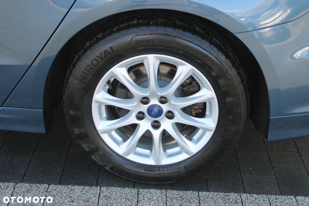 Ford Mondeo - 17