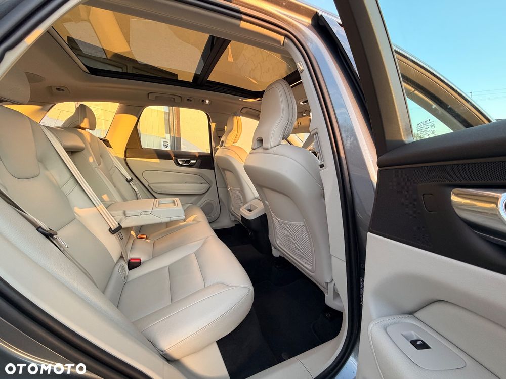 Volvo XC 60 D3 Linje Inscription - 9