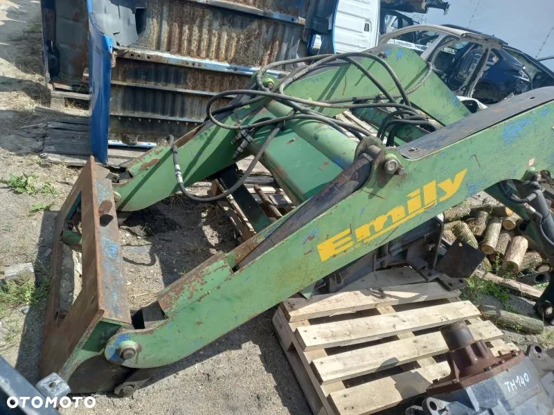 Ładowacz czołowy Emily TP4 John Deere 6100 - 1