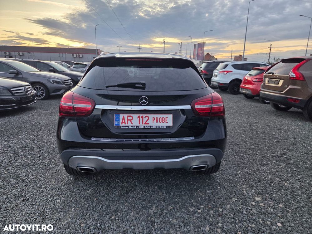 Mercedes-Benz GLA - 5