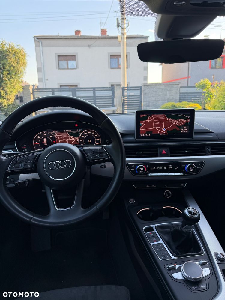 Audi A4 Avant 2.0 TDI - 12