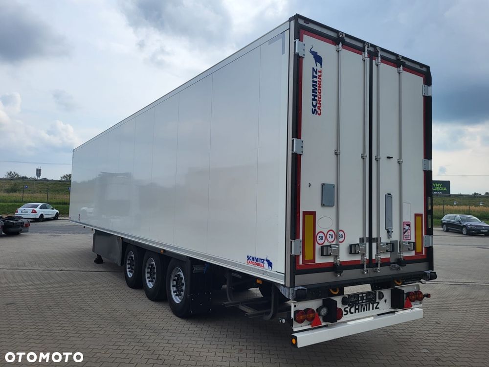 Schmitz Cargobull Kwiatówka; ThermoKing SLXi300; szyna STD; uchwyty promowe - 3