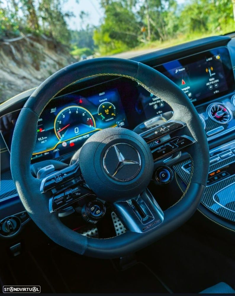 Mercedes-Benz E 63 AMG S 4-Matic+ - 17