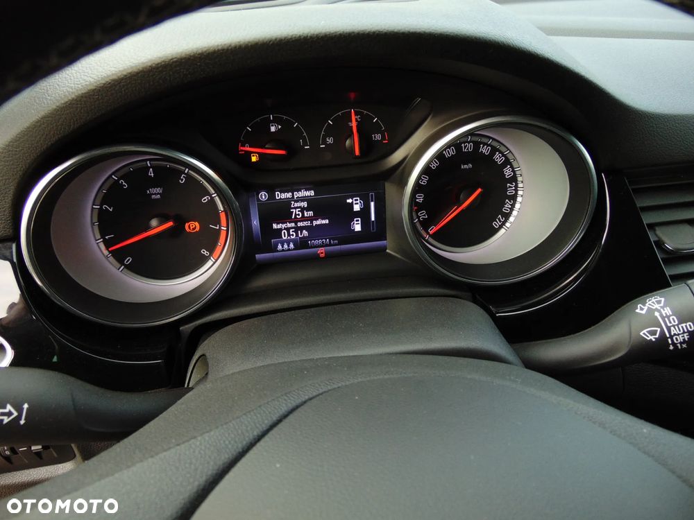 Opel Astra 1.4 Turbo Innovation - 15