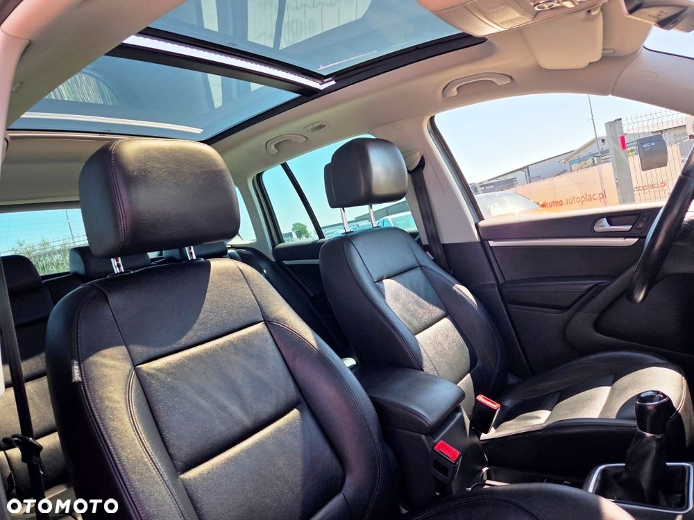 Volkswagen Tiguan 1.4 TSI BlueMotion Technology Exclusive - 34