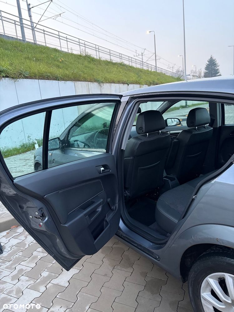 Opel Astra 1.6 Cosmo - 15