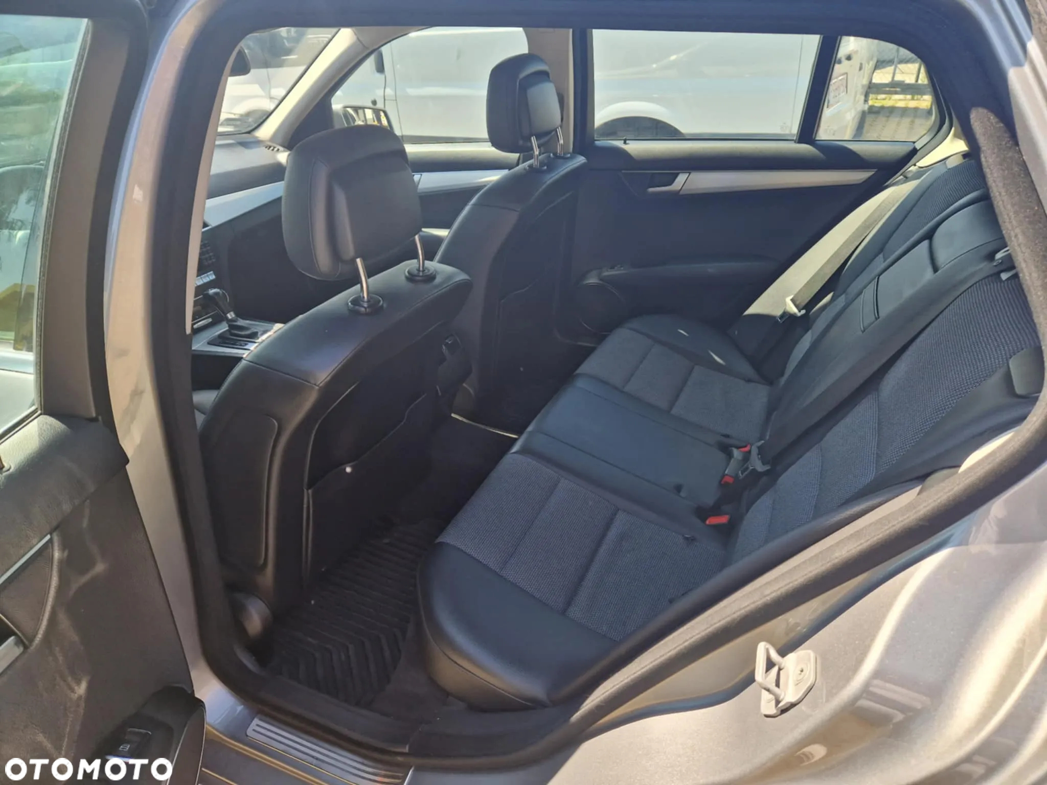 Mercedes-Benz Klasa C 220 (BlueTEC) d T 7G-TRONIC Avantgarde - 23