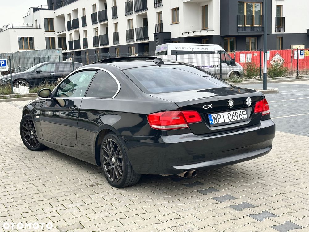 BMW 3 Series 2007 photo 5