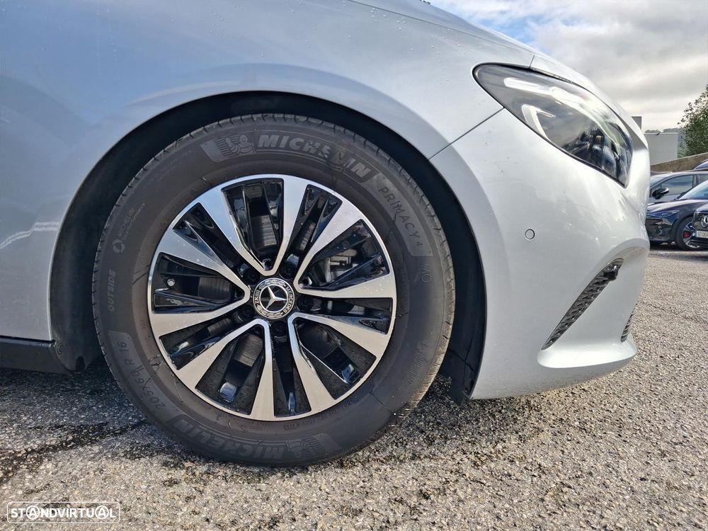 Mercedes-Benz B 180 d - 4