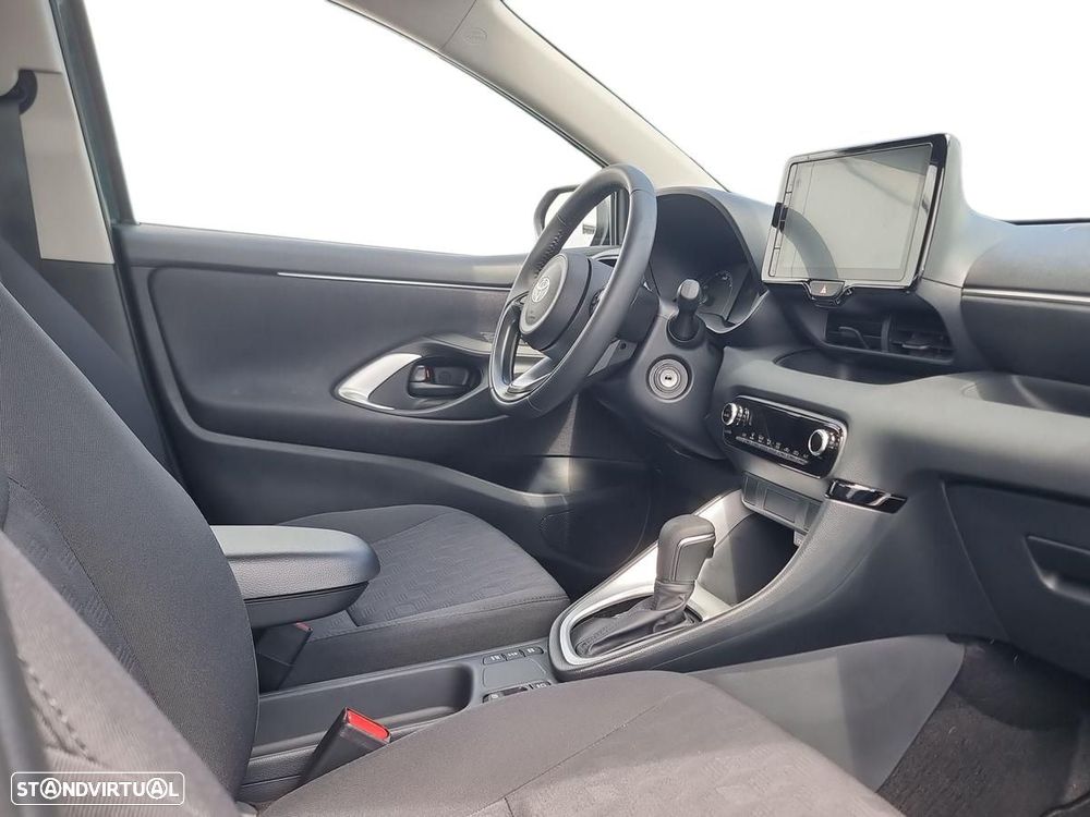 Toyota Yaris - 16