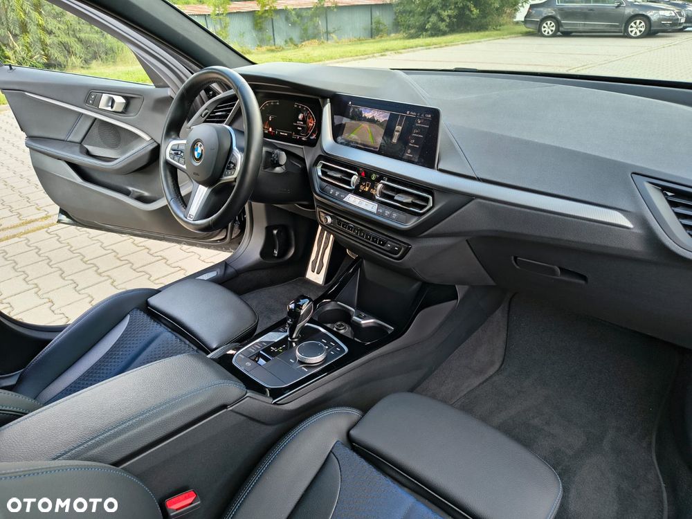 BMW Seria 1 120i M Sport - 23
