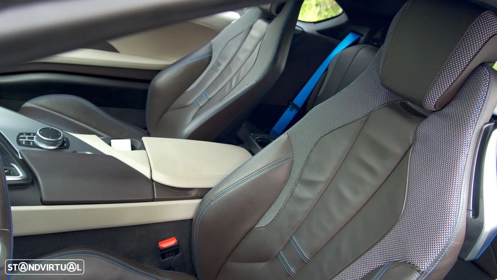BMW i8 - 55