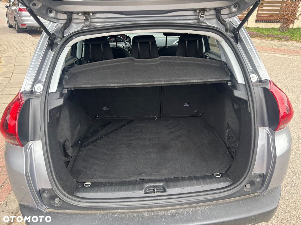 Peugeot 2008 BlueHDi 100 STOP & START Allure - 10