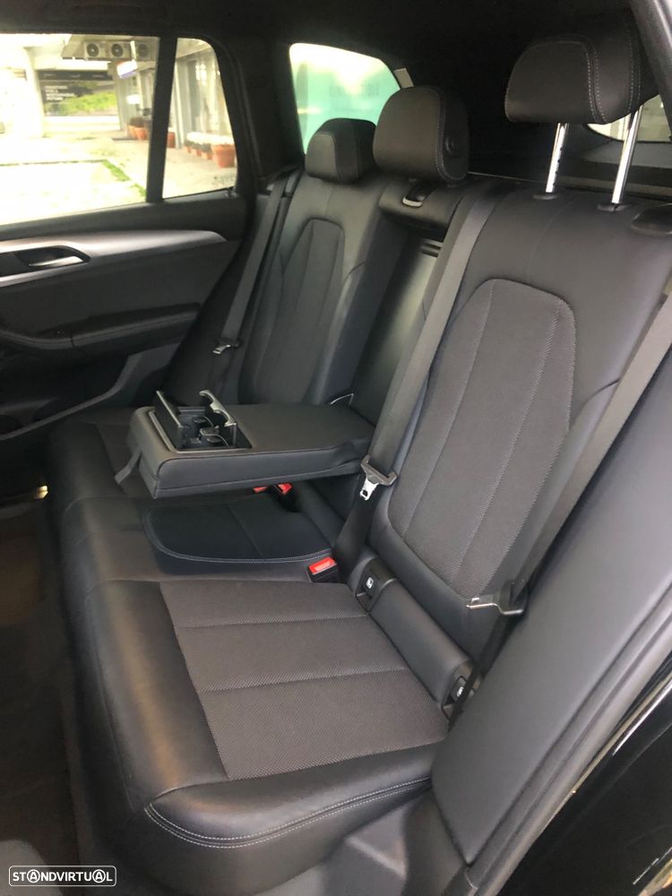 BMW X3 18 d sDrive Auto - 28